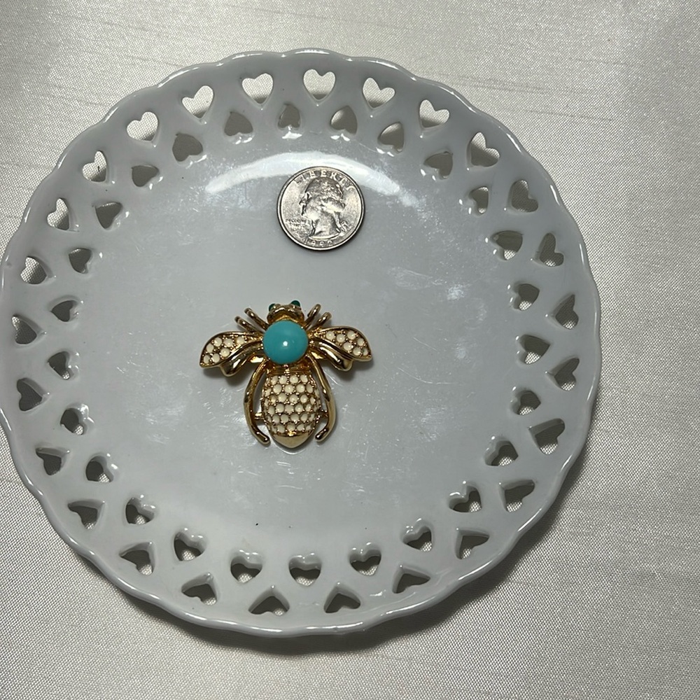 Brooch
